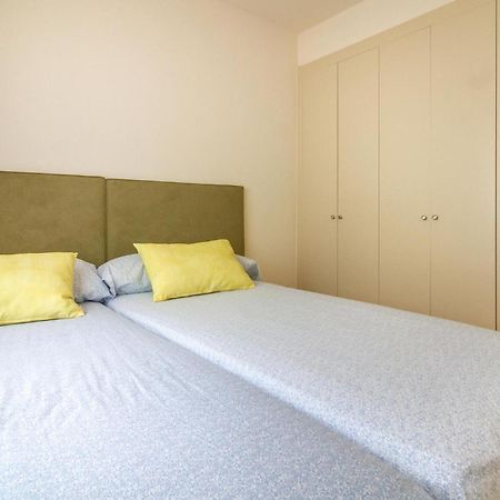 Lovely Apartment In Los Alcazares With Kitchen Exteriör bild