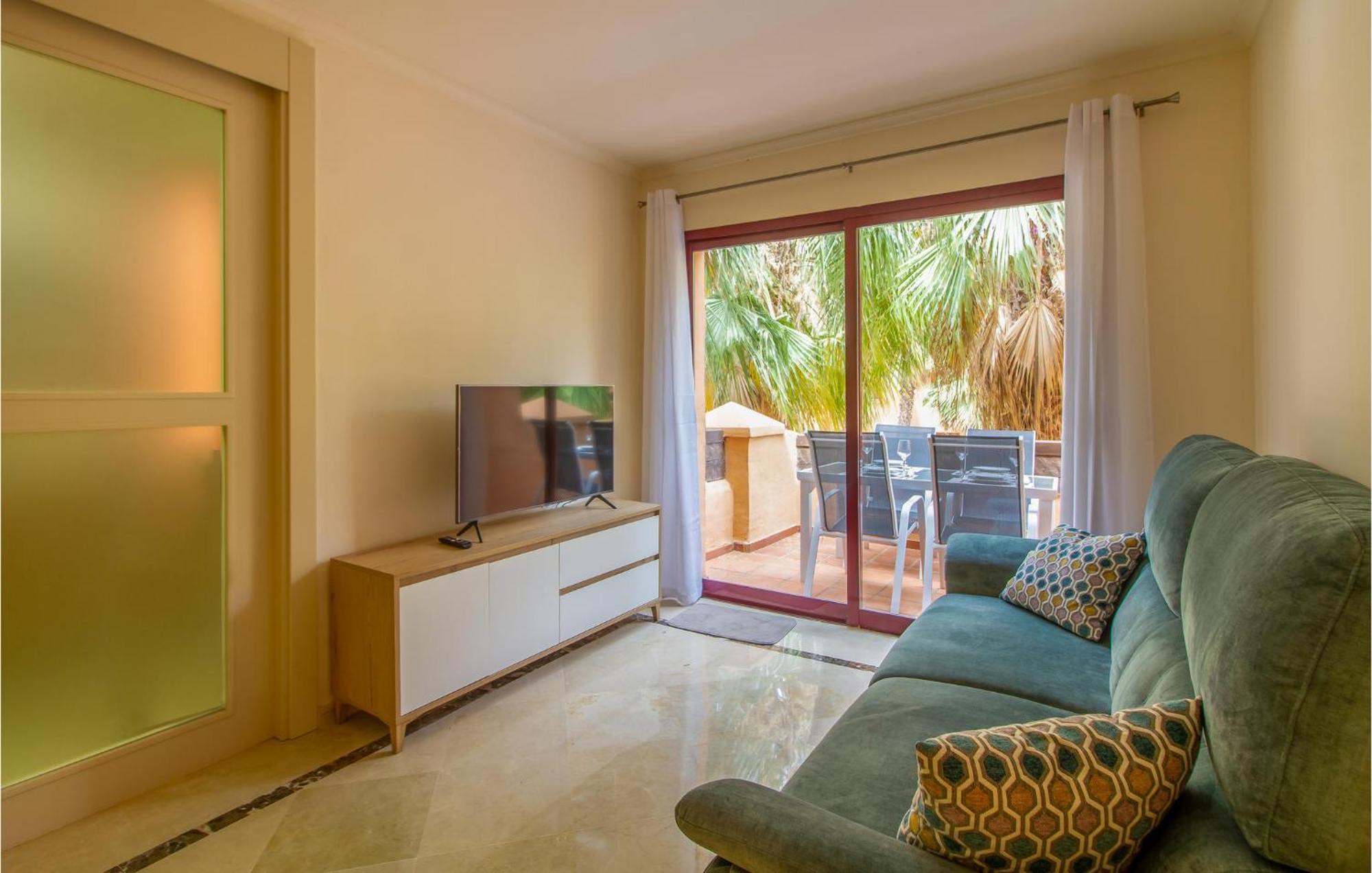 Lovely Apartment In Los Alcazares With Kitchen Exteriör bild
