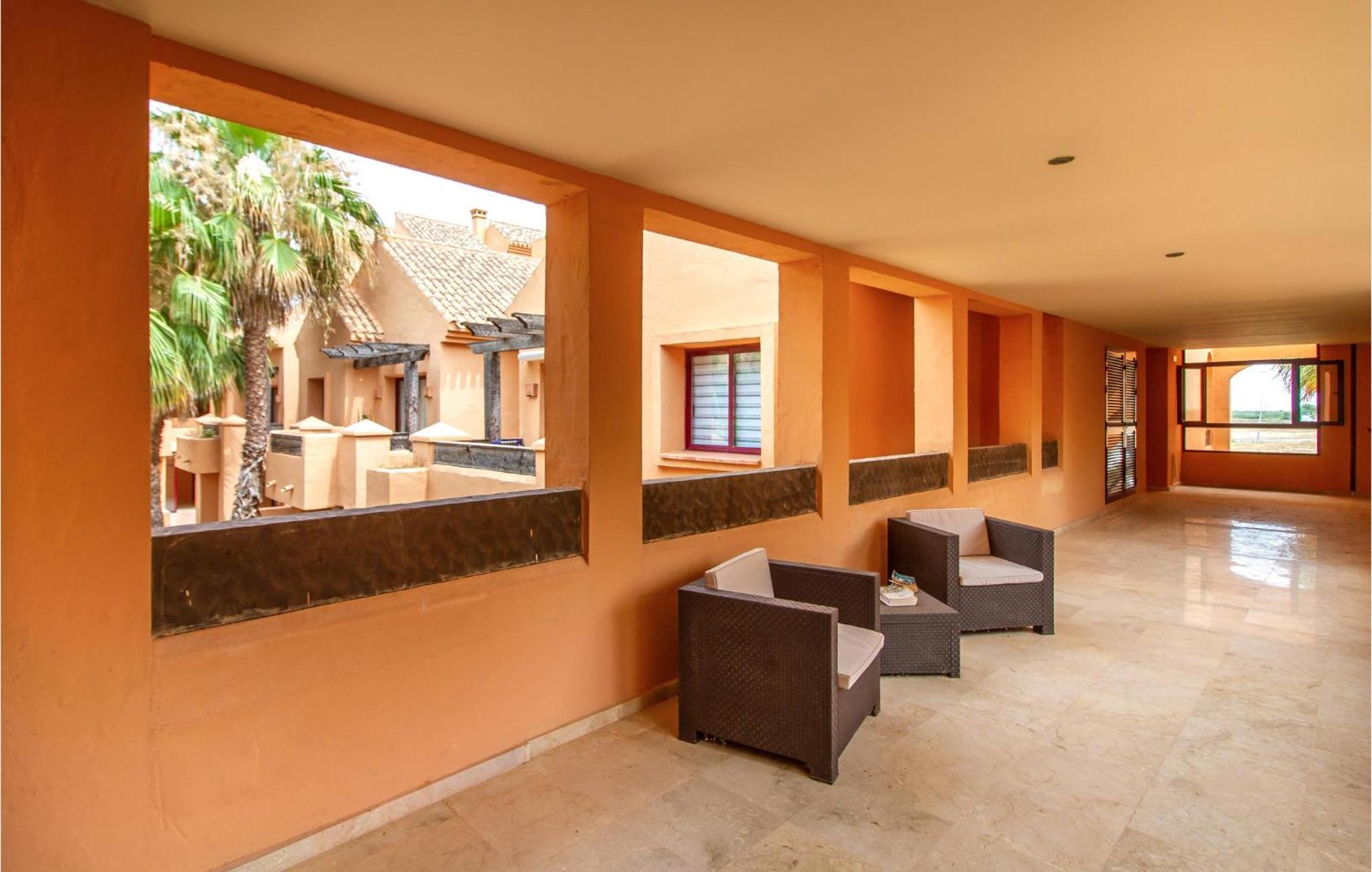 Lovely Apartment In Los Alcazares With Kitchen Exteriör bild