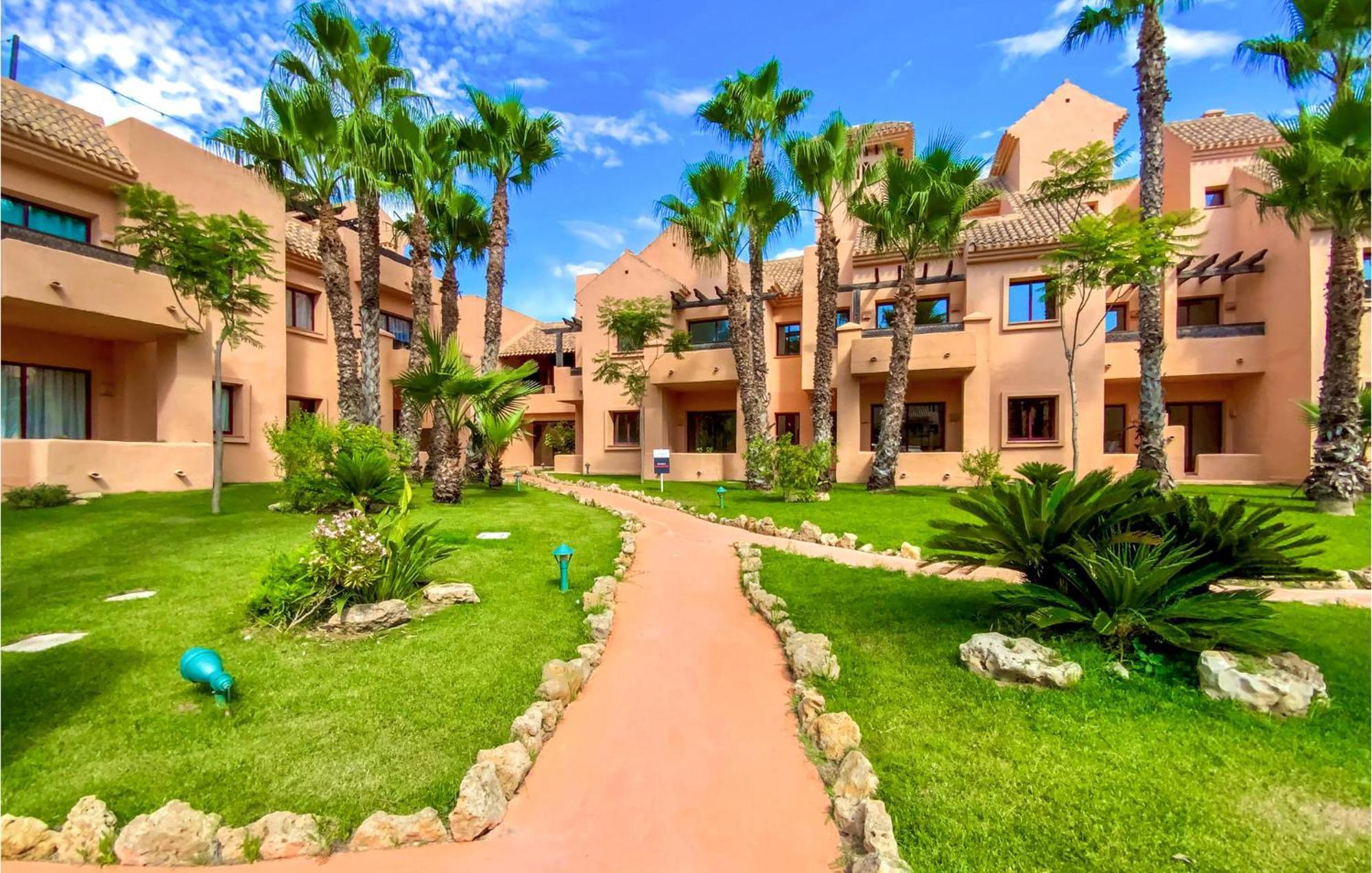 Lovely Apartment In Los Alcazares With Kitchen Exteriör bild